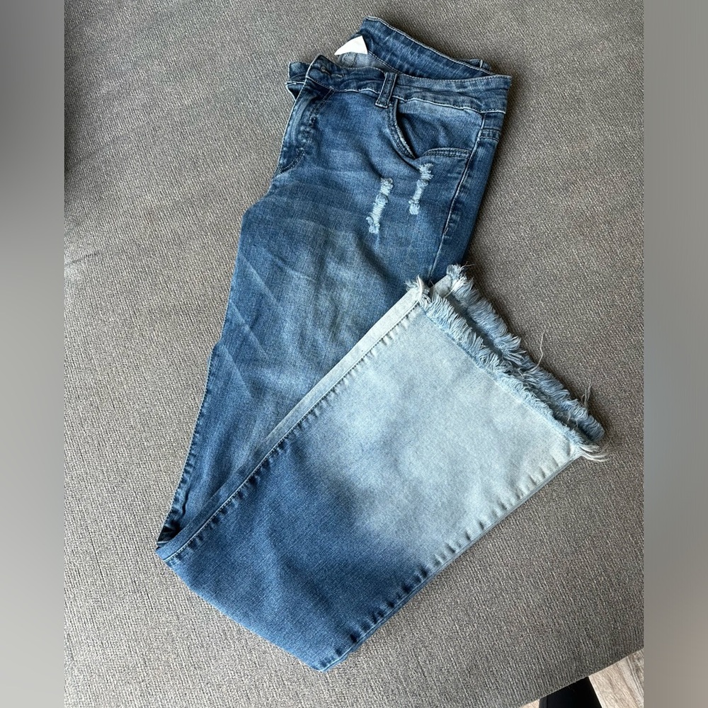 Flare Ombré Distressed Jeans